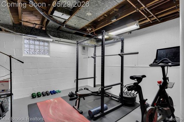 1207 Hoffman Avenue, Royal Oak, MI 48067