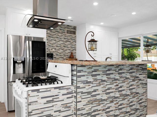 2049 Windward Dr, Lauderdale By The Sea, FL 33062