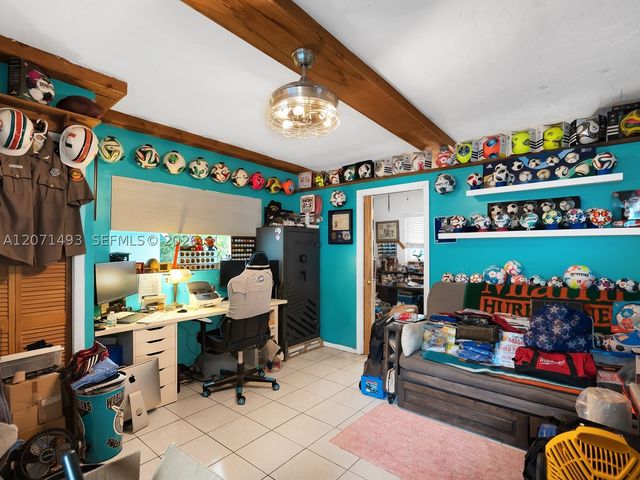 2049 Windward Dr, Lauderdale By The Sea, FL 33062