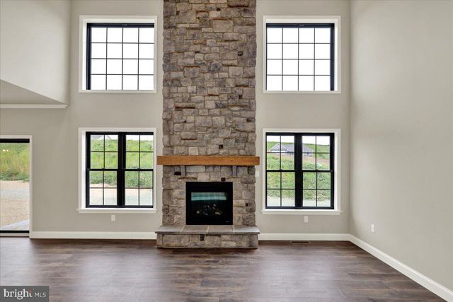 011 STARLIGHT LANE, Lebanon, PA 17046