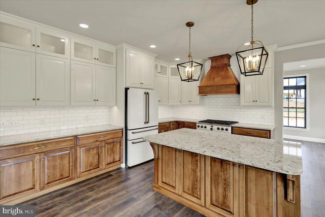 011 STARLIGHT LANE, Lebanon, PA 17046