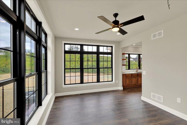 011 STARLIGHT LANE, Lebanon, PA 17046