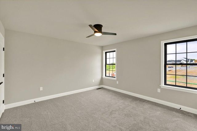 011 STARLIGHT LANE, Lebanon, PA 17046