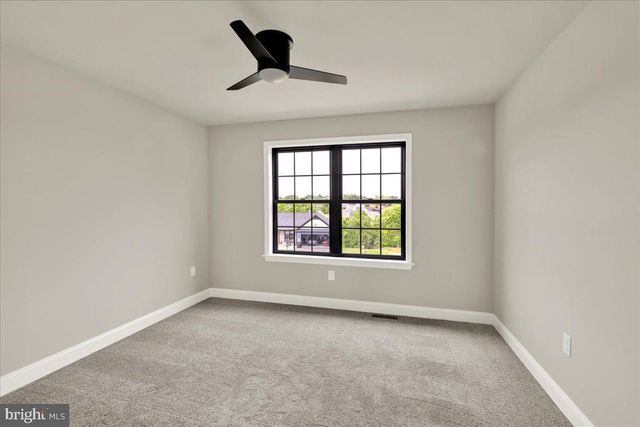 011 STARLIGHT LANE, Lebanon, PA 17046