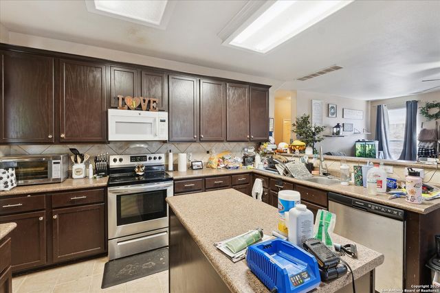 404 Eagle Flight, Cibolo, TX 78108
