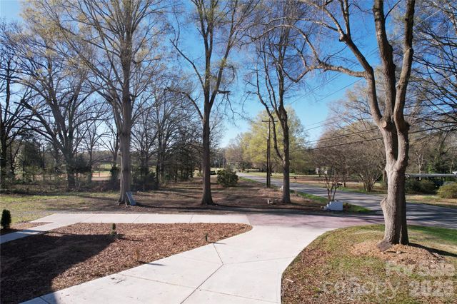 922 Marshville Olive Branch Road, Marshville, NC 28103