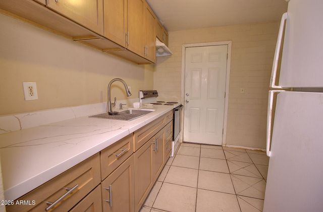 207 E 6TH Street, Eloy, AZ 85131
