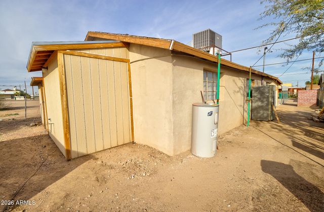 207 E 6TH Street, Eloy, AZ 85131