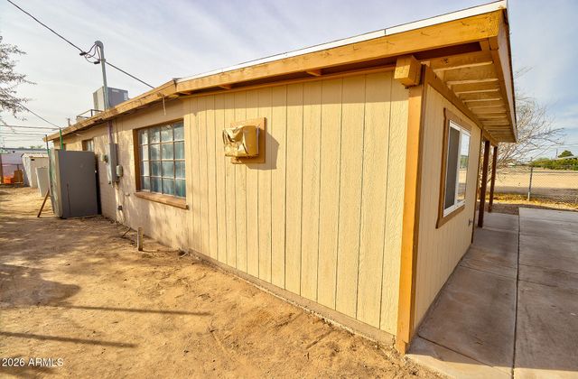 207 E 6TH Street, Eloy, AZ 85131