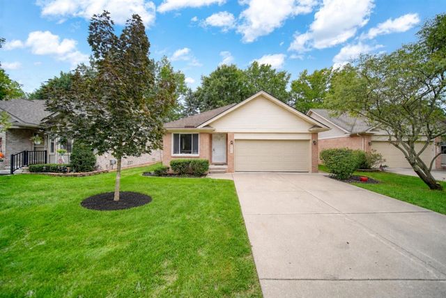 36457 Black Oak Drive, Westland, MI 48185