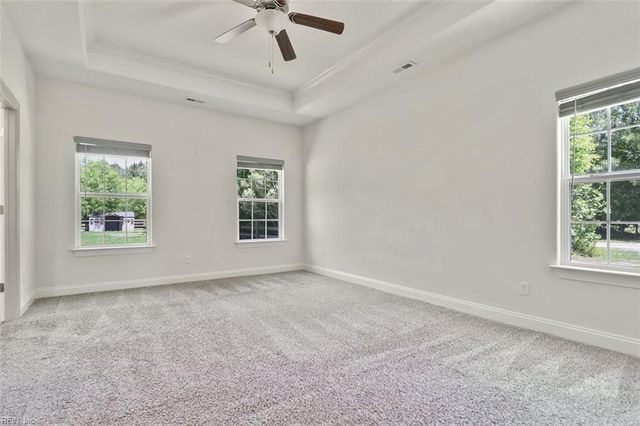 139 Southern Pine DR, Moyock, NC 27958