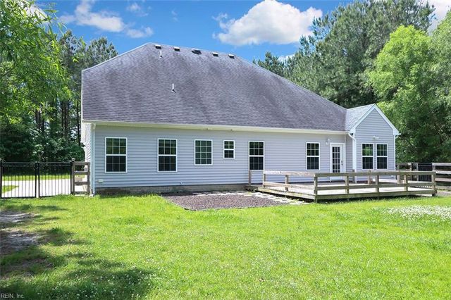 139 Southern Pine DR, Moyock, NC 27958