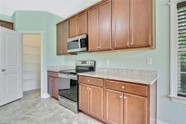 139 Southern Pine DR, Moyock, NC 27958