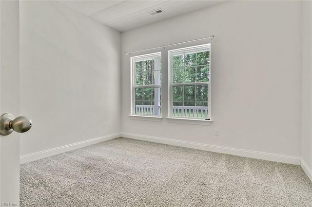 139 Southern Pine DR, Moyock, NC 27958
