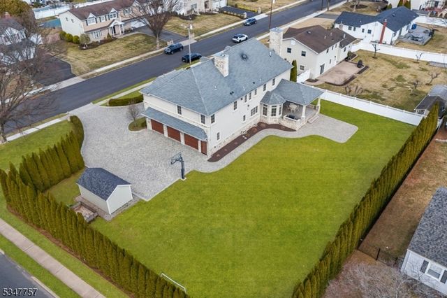 181 Stonehenge Ter, Clark Twp., NJ 07066