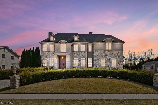 181 Stonehenge Ter, Clark Twp., NJ 07066