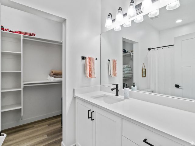 4256 S STEELE CREEK CT, Millcreek, UT 84107