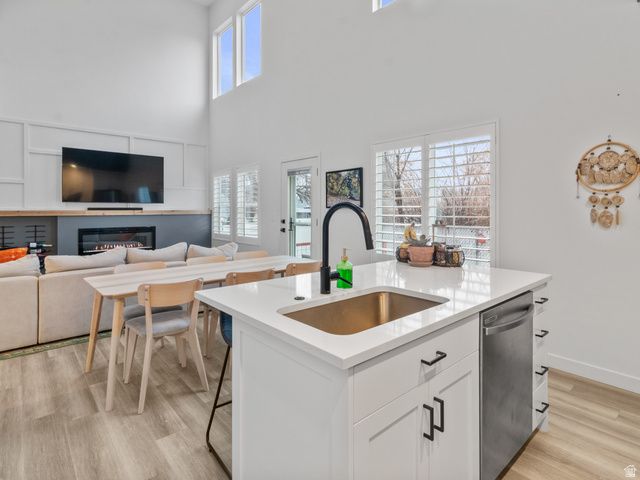 4256 S STEELE CREEK CT, Millcreek, UT 84107