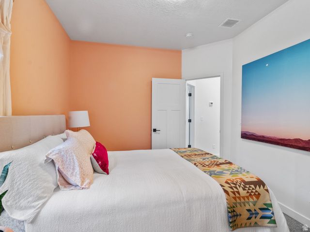 4256 S STEELE CREEK CT, Millcreek, UT 84107