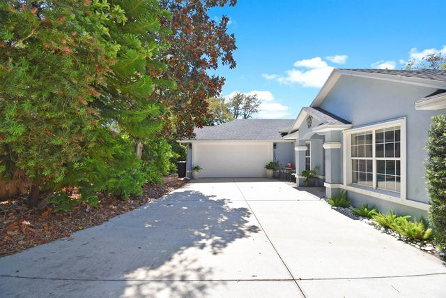 123 Whispering Oaks Circle, St Augustine, FL 32080
