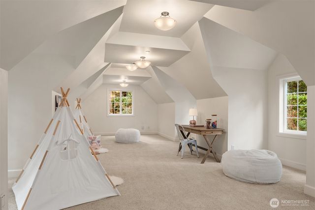 13609 NE 28th Street, Bellevue, WA 98005