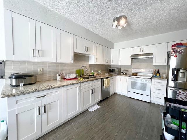 6131 Havendale Drive, Houston, TX 77072