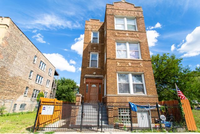 3810 W Ohio Street, Chicago, IL 60624