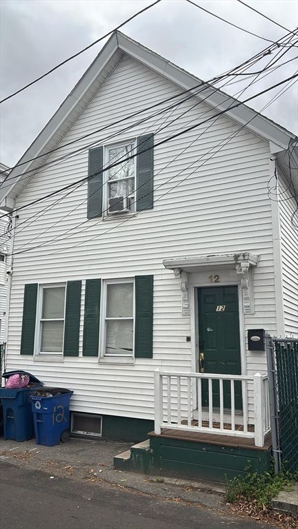 12 Merrimack View Ct, Lawrence, MA 01841