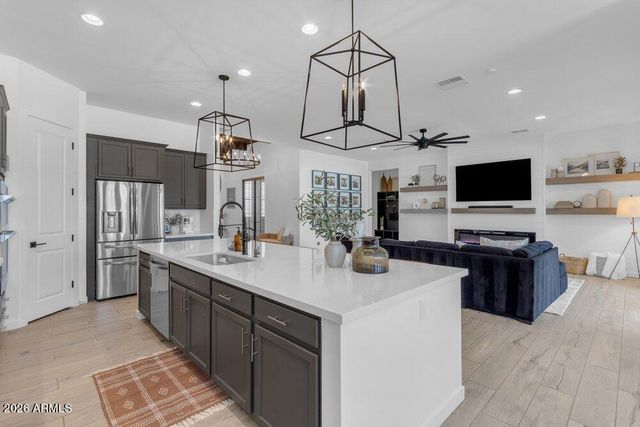 1162 E LA FORTUNA Court, San Tan Valley, AZ 85140