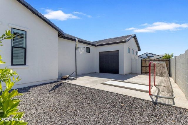 1162 E LA FORTUNA Court, San Tan Valley, AZ 85140