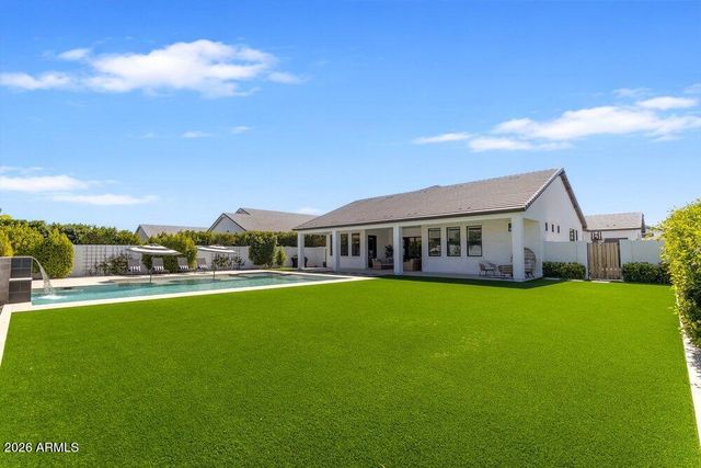 1162 E LA FORTUNA Court, San Tan Valley, AZ 85140