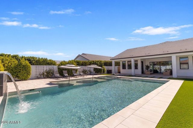 1162 E LA FORTUNA Court, San Tan Valley, AZ 85140