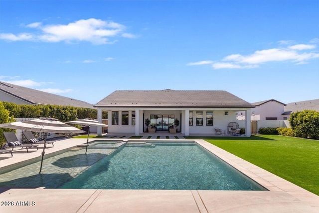 1162 E LA FORTUNA Court, San Tan Valley, AZ 85140