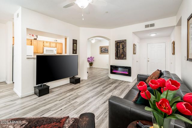 14950 W MOUNTAIN VIEW Boulevard 3103, Surprise, AZ 85374