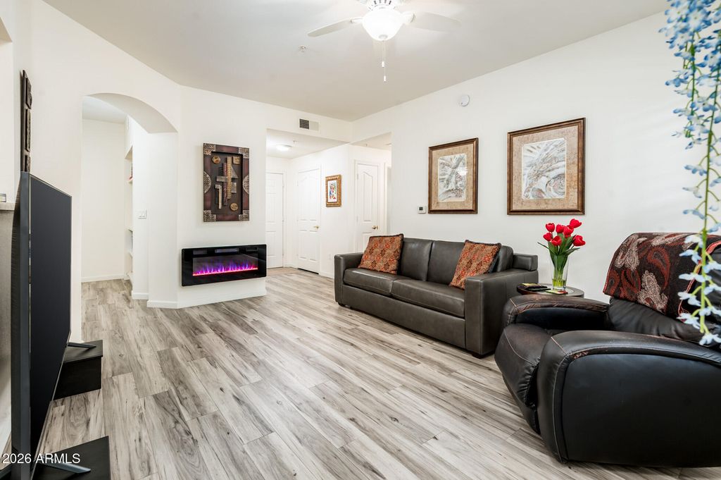 14950 W MOUNTAIN VIEW Boulevard 3103, Surprise, AZ 85374 — photo 5