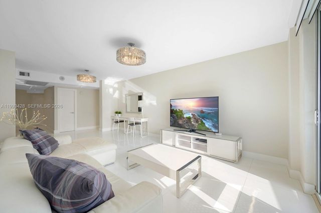 19370 Collins Avenue 916, Sunny Isles Beach, FL 33160