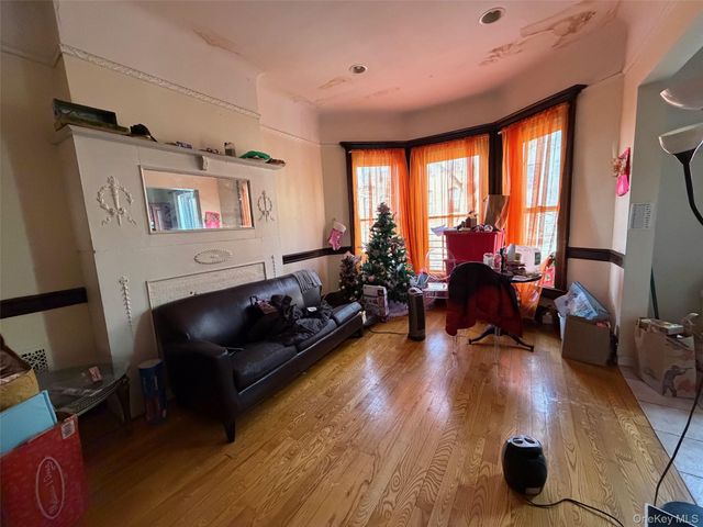 1073 Prospect Place, Brooklyn, NY 11213