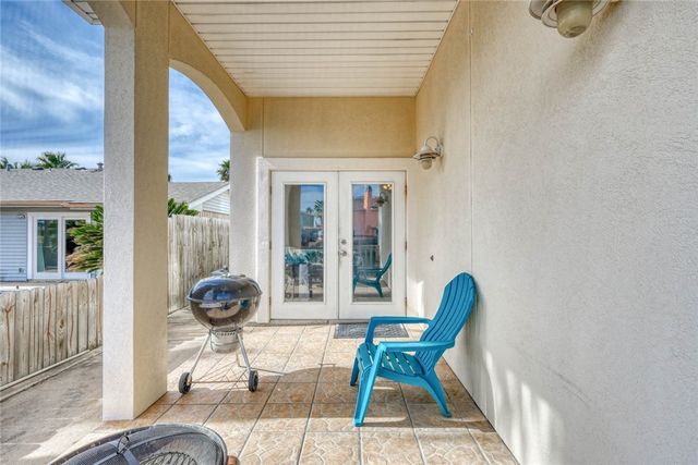 15410 Grass Cay Ct, Corpus Christi, TX 78418