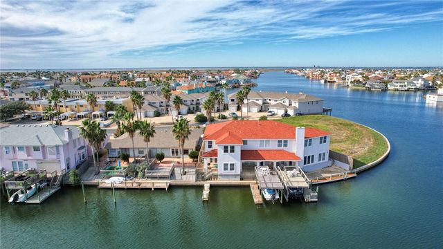 15410 Grass Cay Ct, Corpus Christi, TX 78418