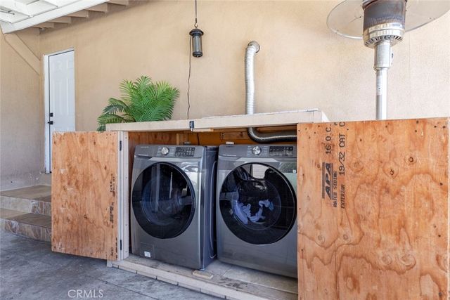 9261 Lev, Arleta, CA 91331