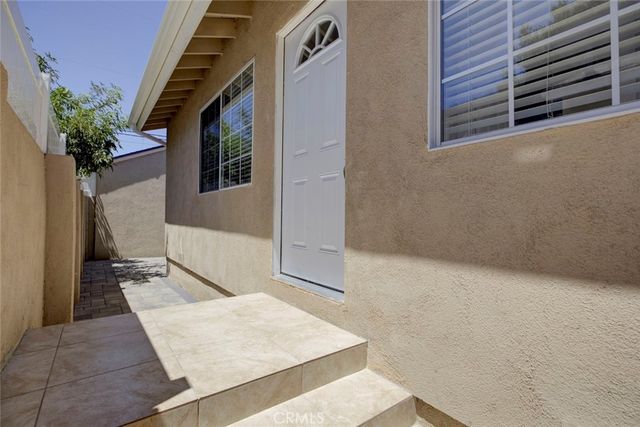 9261 Lev, Arleta, CA 91331