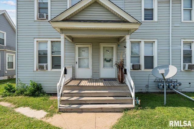 2502 ROCKINGHAM Road, Davenport, IA 52802