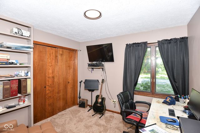 1085 Waterford Drive, Greenwood, IN 46142