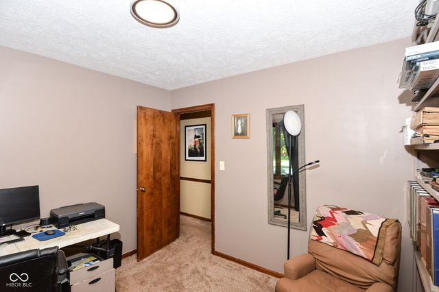 1085 Waterford Drive, Greenwood, IN 46142