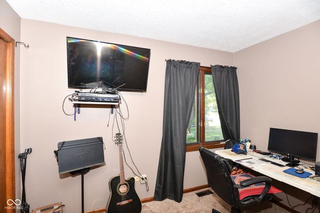 1085 Waterford Drive, Greenwood, IN 46142