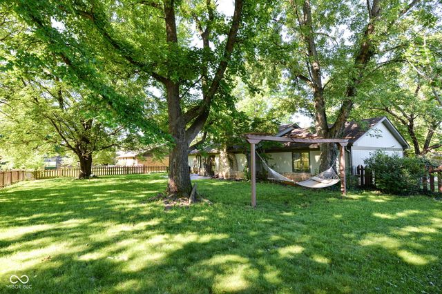 1085 Waterford Drive, Greenwood, IN 46142