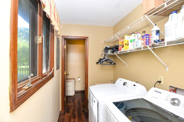 1085 Waterford Drive, Greenwood, IN 46142