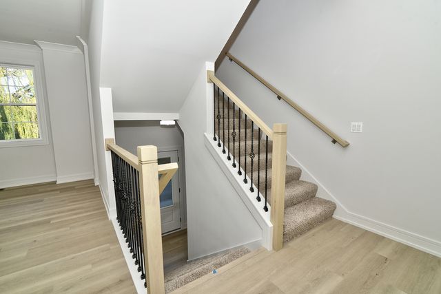 214 Walnut Street N E, Bensenville, IL 60106