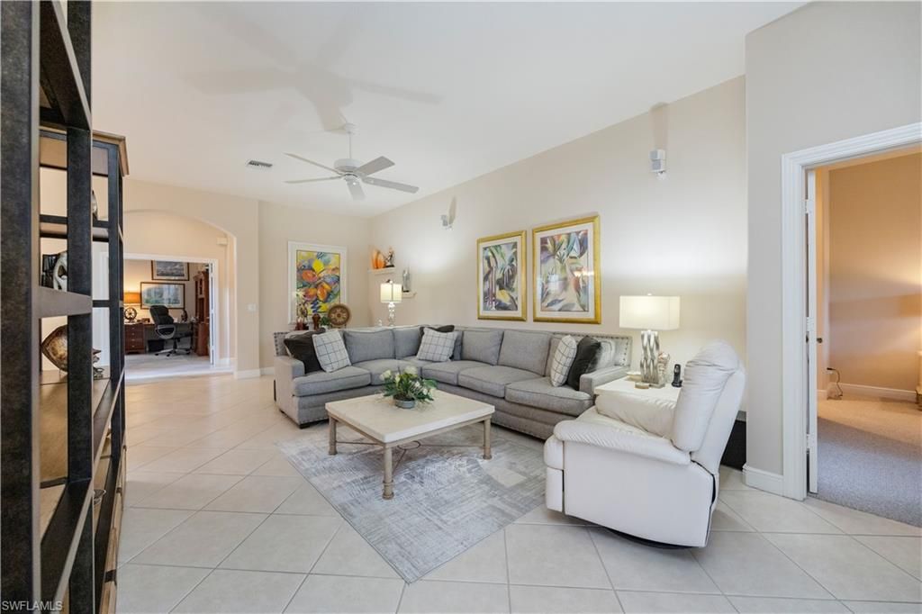 913 Vistana CIR 7, NAPLES, FL 34119 — photo 5