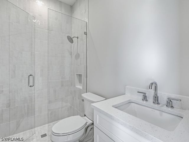 67 Willowick DR, Naples, FL 34110